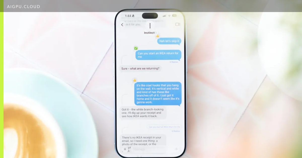 واجهة وكيل إنستينكت للذكاء الاصطناعي على هاتف ذكي بجانب شعارات ميتا ميوز وأوبن أيه آي دوتس